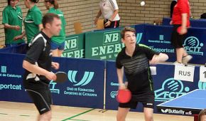 Tobias Thomas und Alexandros Kalpakidis beim Tischtennisdoppel