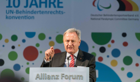 Friedhelm Julius Beucher