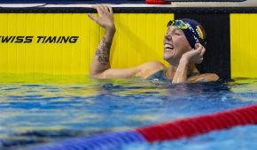 Verena Schott freut sich nach ihrem Rennen