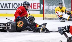 Spielszene beim Para Eishockey