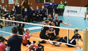 Jubel der deutschen Sitzvolleyballer