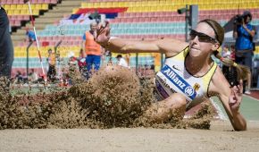 Katrin Müller-Rottgardt in der Weitsprunggrube