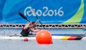 Die Hamburgerin Edina Müller siegte in der Klasse KL1 mit neuem Paralympischen Rekord in 58.662 Sekunden.