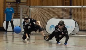 Abwehraktion beim Goalball