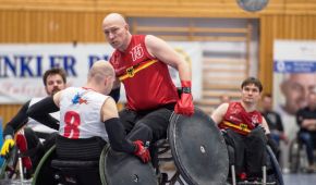 Spielszene beim Rollstuhlrugby