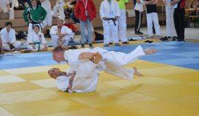 Zwei Judoka im Bodenkampf