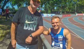 Trainer Peter Salzer und Niko Kappel