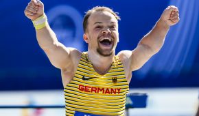 Yannis Fischer jubelt über WM-Gold