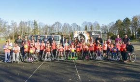 Teilnehmer von handicap macht Schule in Rollstühlen
