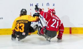 Duell um den Puck