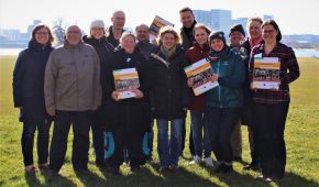 Gruppenfoto der Teilnehmenden der Handbuchschulung