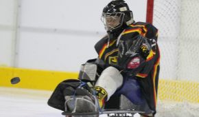 Goalie Simon Kunst