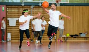 Heinrich Popow beim Basketball