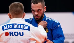 Judoka Lennart Sass im Kampf mit dem Rumänen Alex Bologa