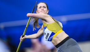 Para Speerwerferin Lise Petersen wirft ihren Speer