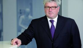 Porträtfoto Prof. Hans Georg Näder