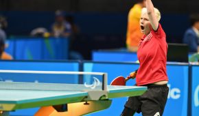 Stephanie Grebe bejubelt ihren Finaleinzug gegen die Ukrainerin Antonina Khodzynska.