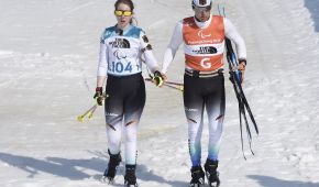 Clara Klug mit Guide und Trainer Martin Härtl