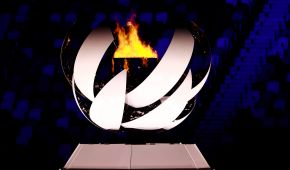 Bild des paralympischen Feuers.