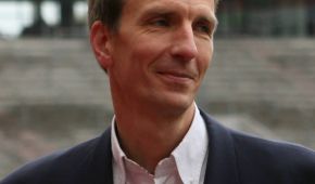 Portraitfoto von Prof. Dr. Thomas Abel