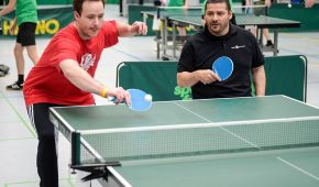 Tischtennis-Turnier beim "sport grenzenlos"-Lehrgang