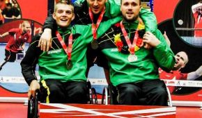 Thomas Schmidberger, Trainer Michele Comparato und Thomas Brüchle freuen sich über den EM-Titel © DBS
