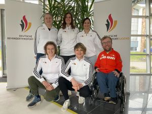Gruppenbild des neuen DBSJ-Vorstandes vor DBSJ Roll Ups