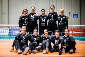 Gruppenbild der Sitzvolleyball-Nationalmannschaft der Herren