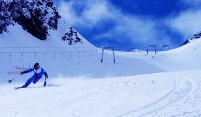Training auf der Piste während des Lehrgangs