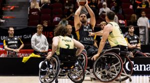 Center Matthias Güntner im Spiel gegen Australien
